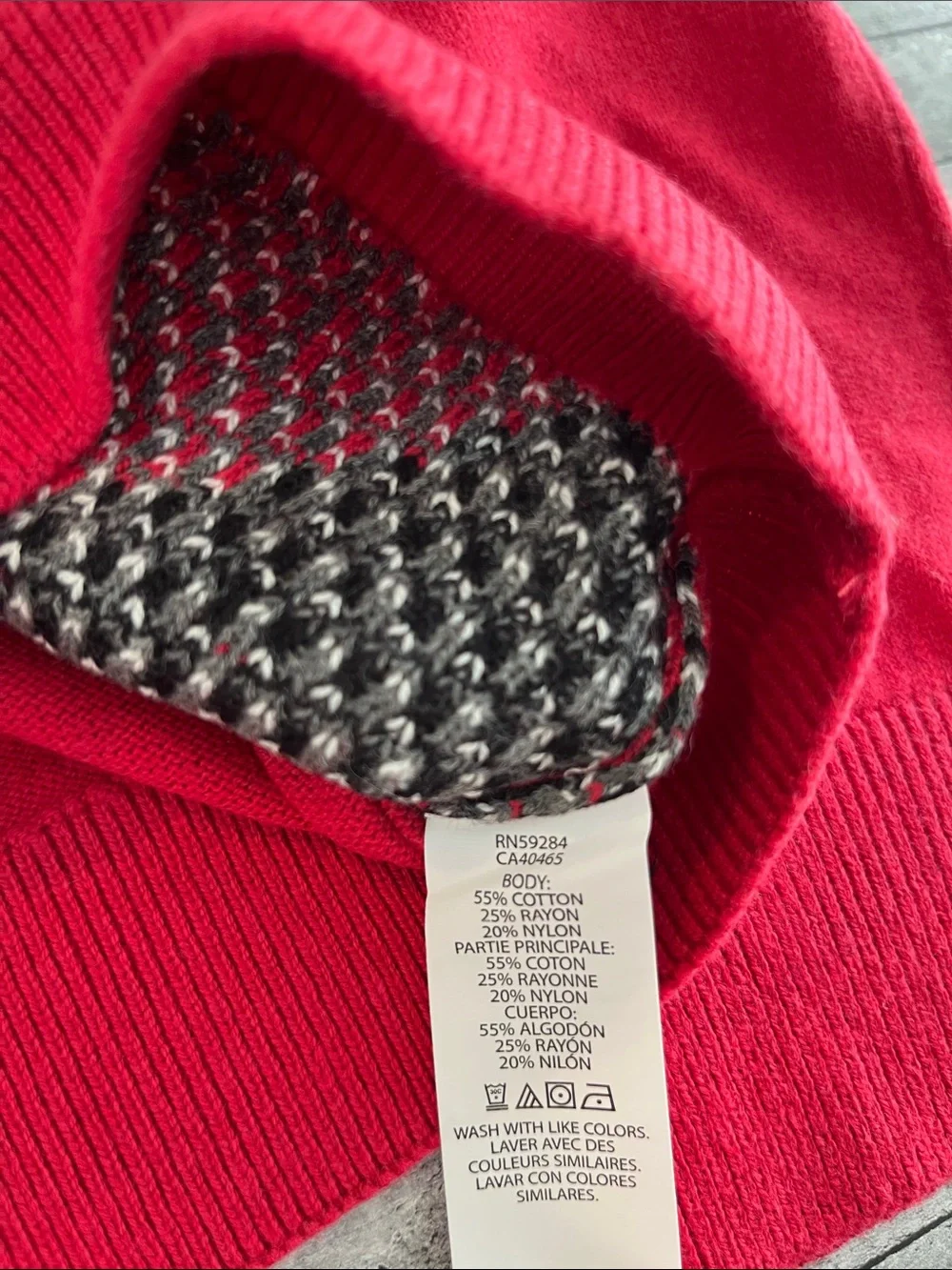 The Children's Place Red Black Gray Argyle V-Neck Sweater